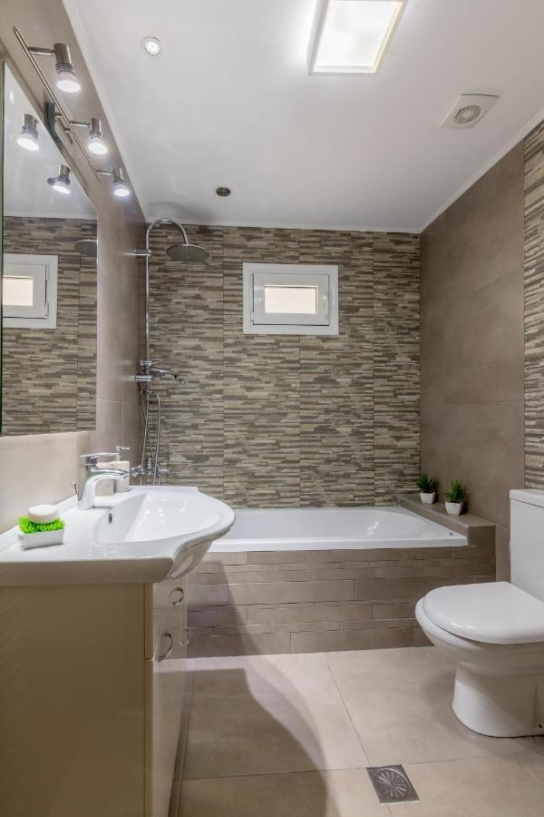 Elegant City Apartment Heraklion  Bagian luar foto